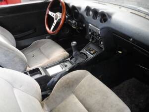 Image 32/46 of Datsun 240 Z (1972)