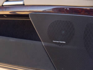 Image 57/67 of Mercedes-Benz CL 500 (2006)