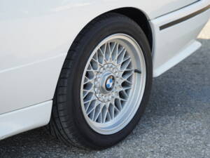 Immagine 8/34 di BMW M3 (1987)