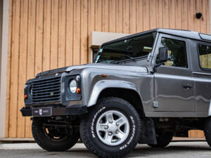 Image 2/50 of Land Rover Defender 90 TD4 (2007)