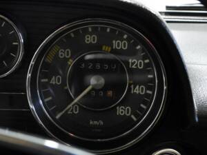Bild 7/15 von Mercedes-Benz 200 D (1972)