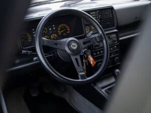 Bild 28/41 von Lancia Delta HF 4WD (1987)