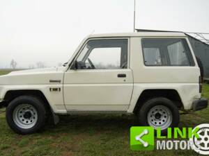 Image 4/10 of Daihatsu Fourtrak 2.8 TD (1987)