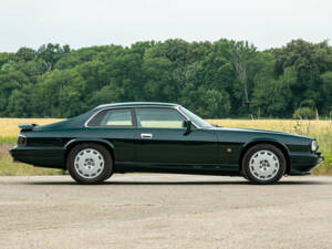 Image 45/45 de Jaguar XJRS 6.0 (1993)