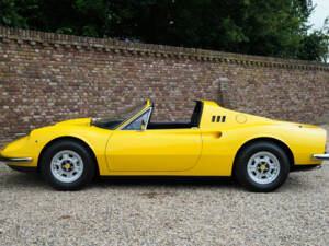 Bild 39/50 von Ferrari Dino 246 GTS (1973)
