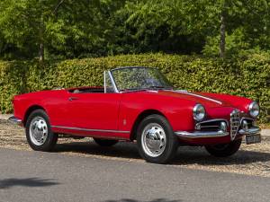 Image 2/34 of Alfa Romeo Giulietta Spider (1960)