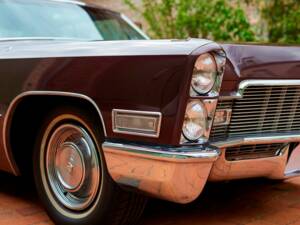 Bild 94/200 von Cadillac Coupe DeVille (1968)