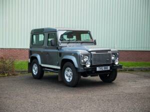 Bild 13/50 von Land Rover Defender 90 (2013)