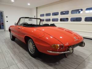 Afbeelding 3/15 van Alfa Romeo 1300 Spider Junior (1968)