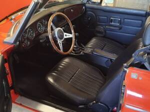 Bild 2/6 von MG MGB (1977)