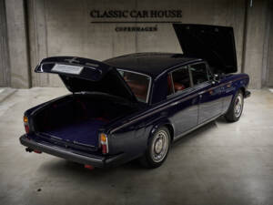Image 100/100 de Rolls-Royce Silver Shadow II (1979)
