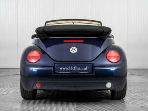 Bild 13/50 von Volkswagen New Beetle 1.6 (2004)