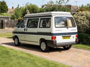 Image 14/37 of Volkswagen T4 California 2.0 (1996)