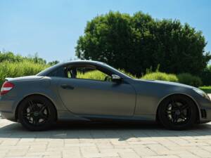 Image 14/50 de Mercedes-Benz SLK 55 AMG (2005)