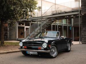 Image 12/15 de Triumph TR 6 (1969)