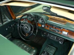Image 19/30 of Mercedes-Benz 280 SE (1970)