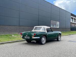 Image 22/27 of Triumph Spitfire Mk III (1968)