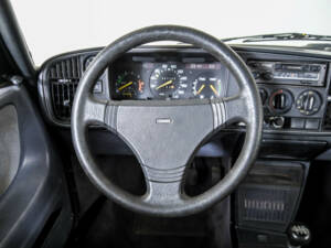 Image 8/42 of Saab 900 Turbo (1984)