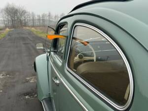 Image 13/43 of Volkswagen Beetle 1200 Export &quot;Dickholmer&quot; (1958)