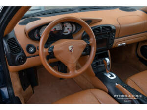 Image 4/31 de Porsche 911 Turbo (2003)