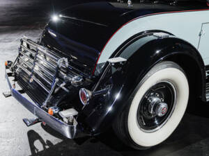 Bild 6/12 von Cadillac V16 452 Dual Cowl Phaeton (1930)