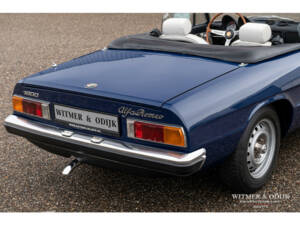 Image 25/33 of Alfa Romeo 1600 Spider (1975)