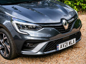 Bild 8/33 von Renault Clio III 1.4 16V (2012)