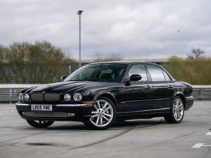 Bild 1/8 von Jaguar XJR (2005)