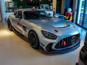 Image 3/52 of Mercedes-AMG GT Track Series (2021)