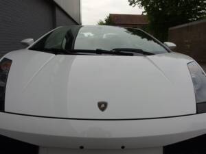 Image 11/100 of Lamborghini Gallardo (2005)
