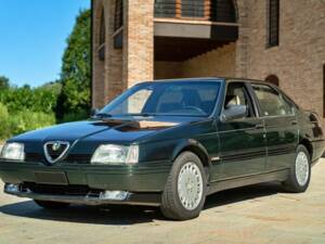 Image 1/7 de Alfa Romeo 164 2.0i V6 Turbo (1992)