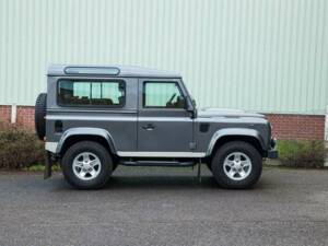 Bild 12/50 von Land Rover Defender 90 (2013)