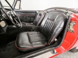 Imagen 57/82 de MG MGB (1967)