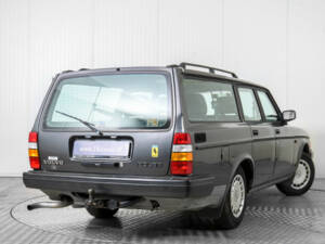 Bild 42/50 von Volvo 245 Super Polar (1993)