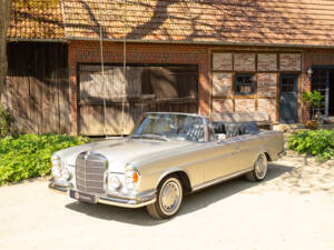 Bild 6/56 von Mercedes-Benz 280 SE (1968)