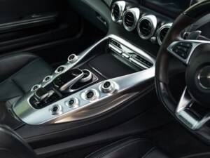 Bild 36/50 von Mercedes-Benz S 63 AMG (2015)