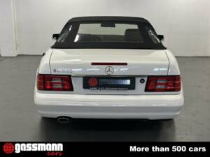 Imagen 6/15 de Mercedes-Benz SL 320 (1997)