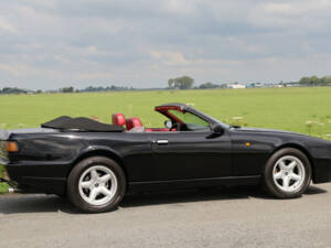 Image 5/44 of Aston Martin Virage Volante (1993)