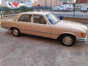 Image 5/7 of Mercedes-Benz 280 SE (1974)