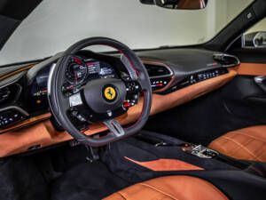 Image 25/37 of Ferrari 296 GTB (2023)