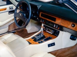 Bild 19/47 von Jaguar XJS 5.3 V12 (1988)