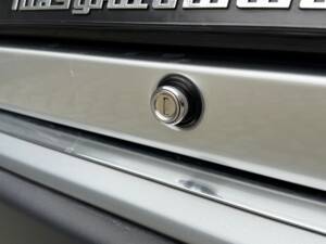 Imagen 81/100 de Mercedes-Benz 300 CE (1992)