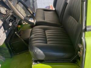 Image 9/36 of Land Rover 88 Lightweight (1985)