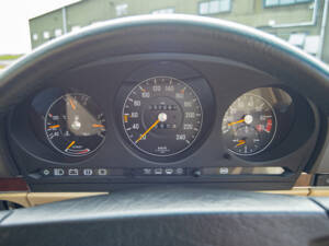 Image 12/29 of Mercedes-Benz 300 SL (1988)