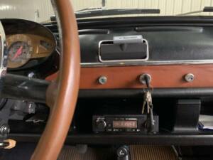 Image 65/67 of Autobianchi Bianchina Panoramica (1969)