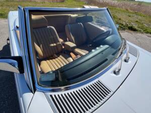Image 5/16 of Mercedes-Benz 560 SL (1987)