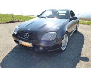 Image 21/53 of Mercedes-Benz SLK 230 Kompressor (1999)