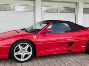 Image 2/17 of Ferrari F 355 Spider (1995)