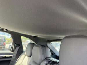 Bild 36/61 von Porsche Cayenne S (2010)