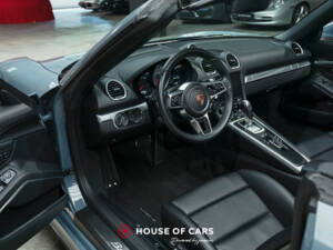Image 15/22 of Porsche 718 Boxster S (2017)